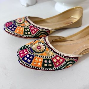 Pakistani traditional khussa